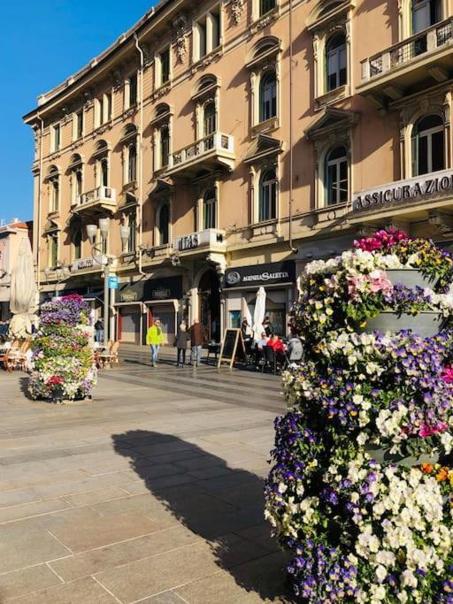 “Studio' Del Mare” Nel Pieno Centro Di Сан Ремо Екстериор снимка